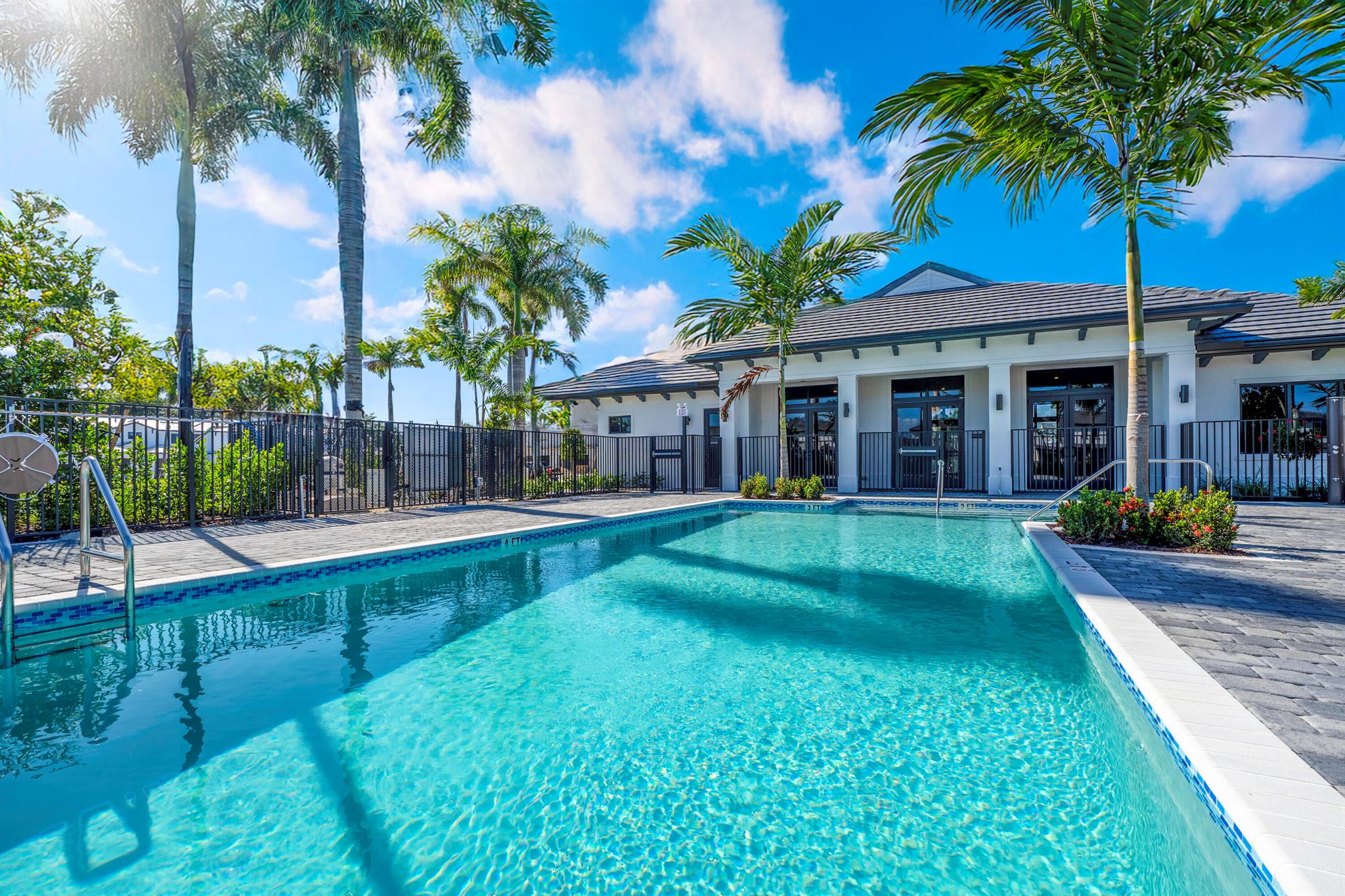 3024 Green Palm Court