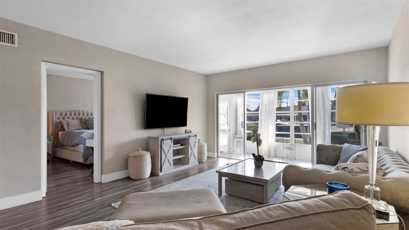 1100 SW 12th Street 109