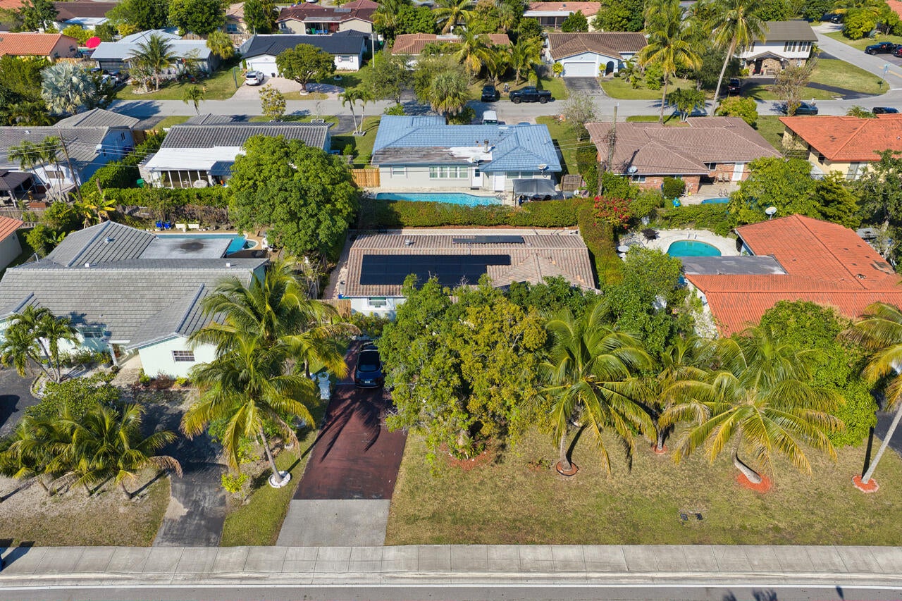 7809 NW 40TH Street
