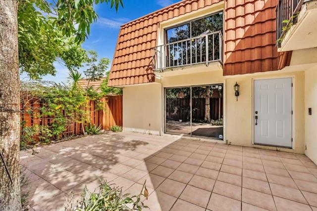 Spanish Wells Condo 02 - Residential Lease