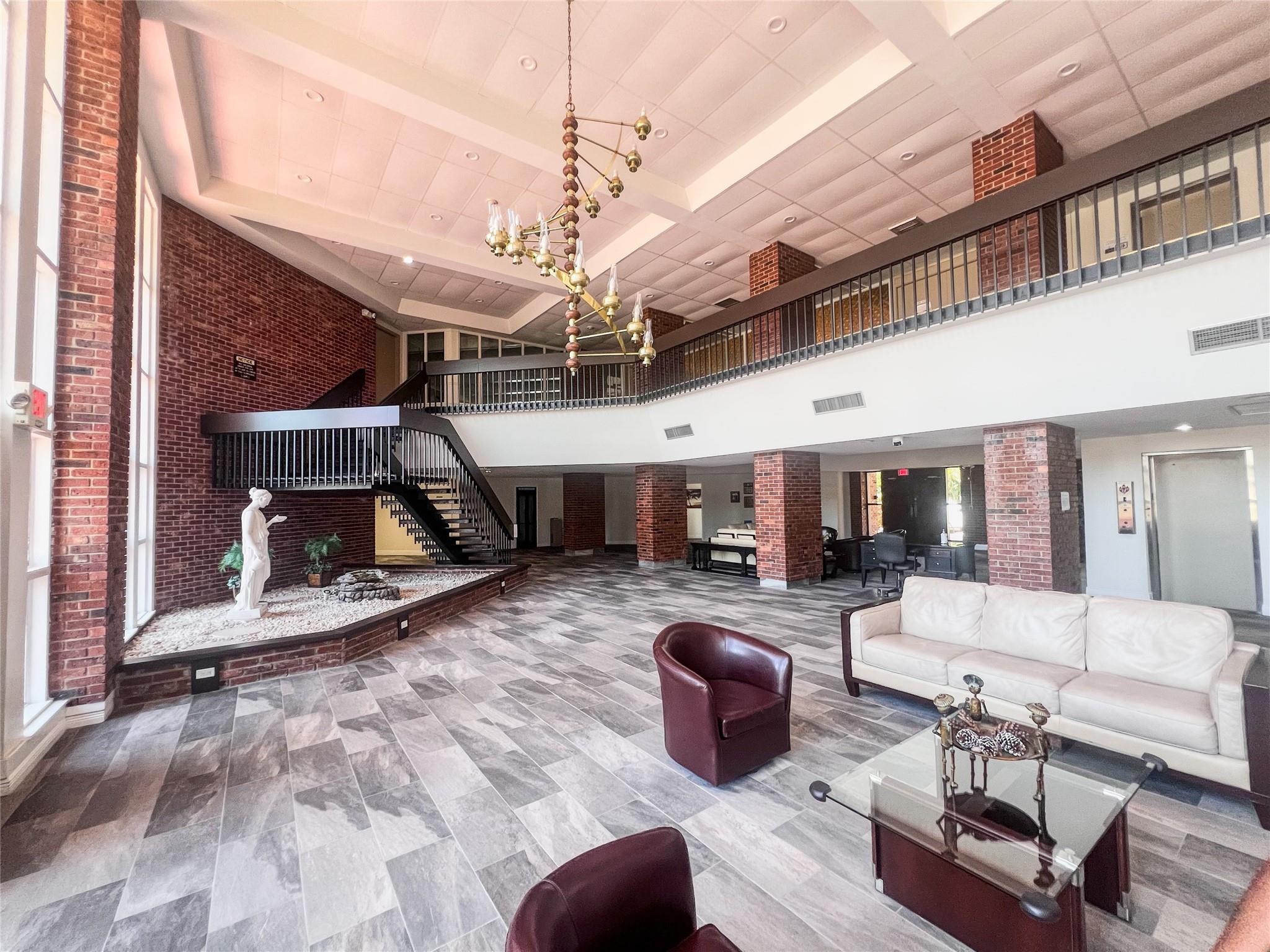 This charming 1 bedroom 1 bathroom condo is located in a 55+ community on the 3rd floor with
elevator access. It features a spacious walk-in closet and a private balcony. Community amenities
include a heated pool, BBQ area, exercise room, sauna, and more. Water is included in the rent.
Conveniently located near the airport and just a short drive to the beach.