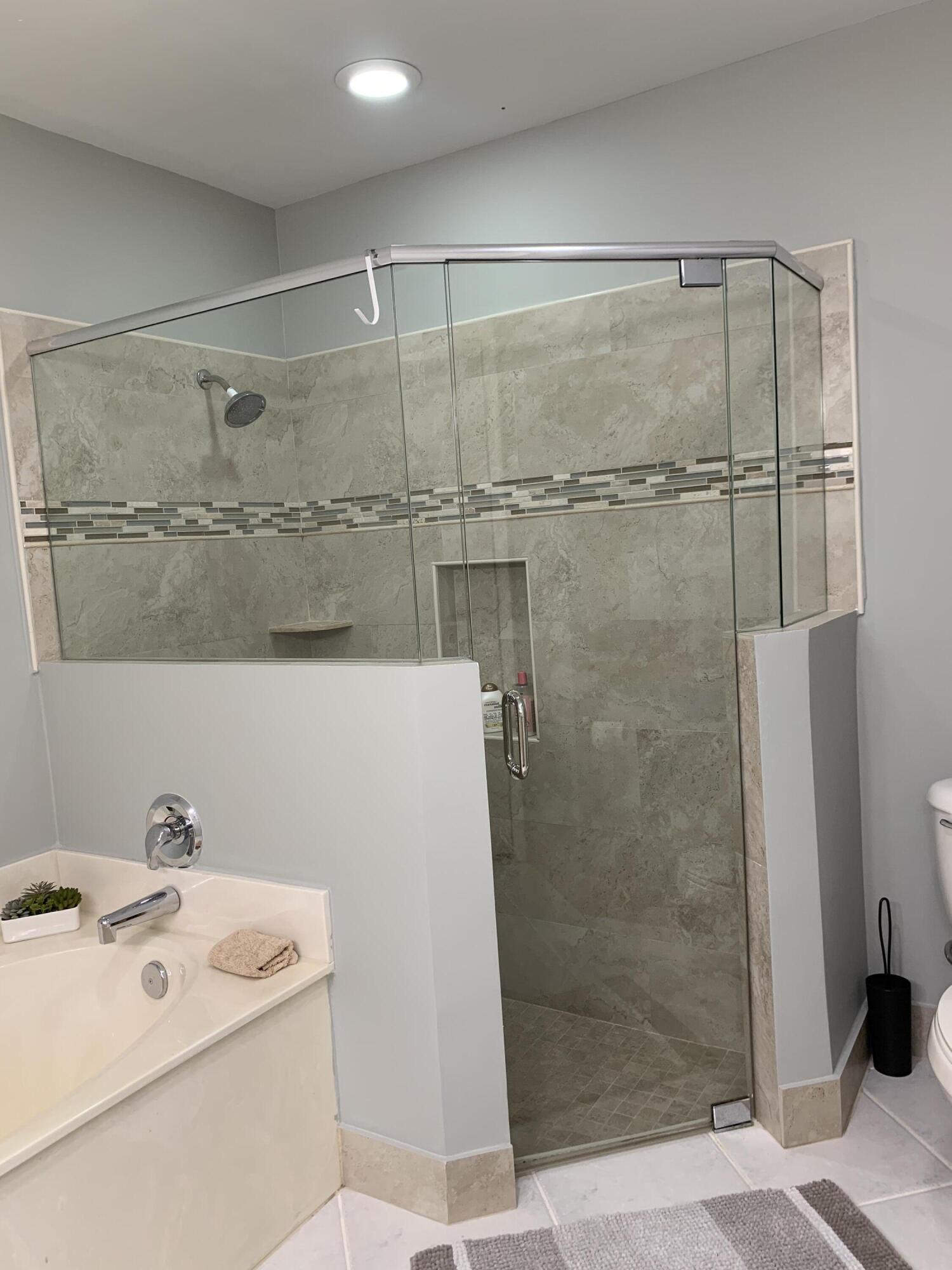 WELLINGTONS EDGE PAR 78 PH 2 - Residential Lease