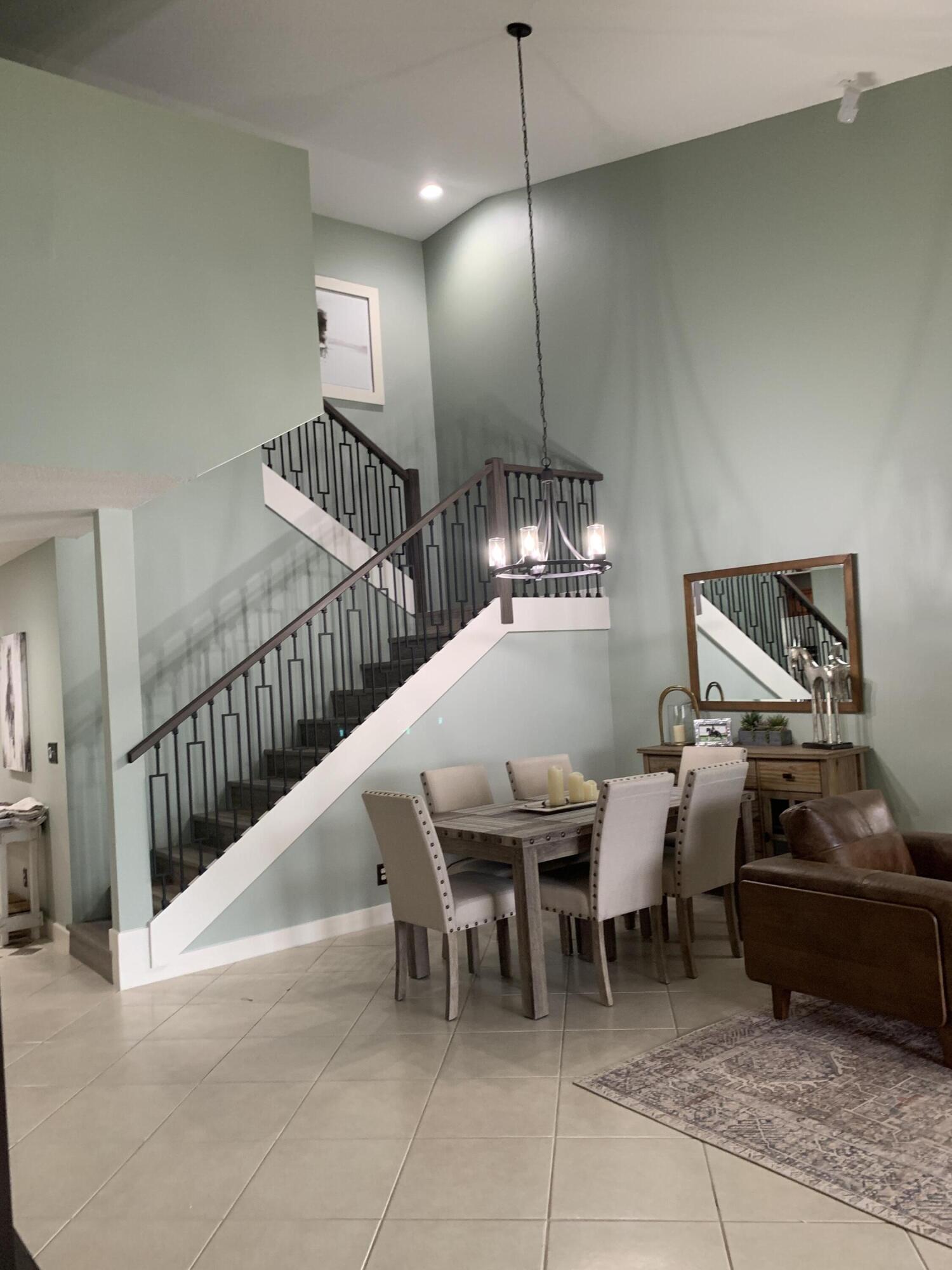 WELLINGTONS EDGE PAR 78 PH 2 - Residential Lease