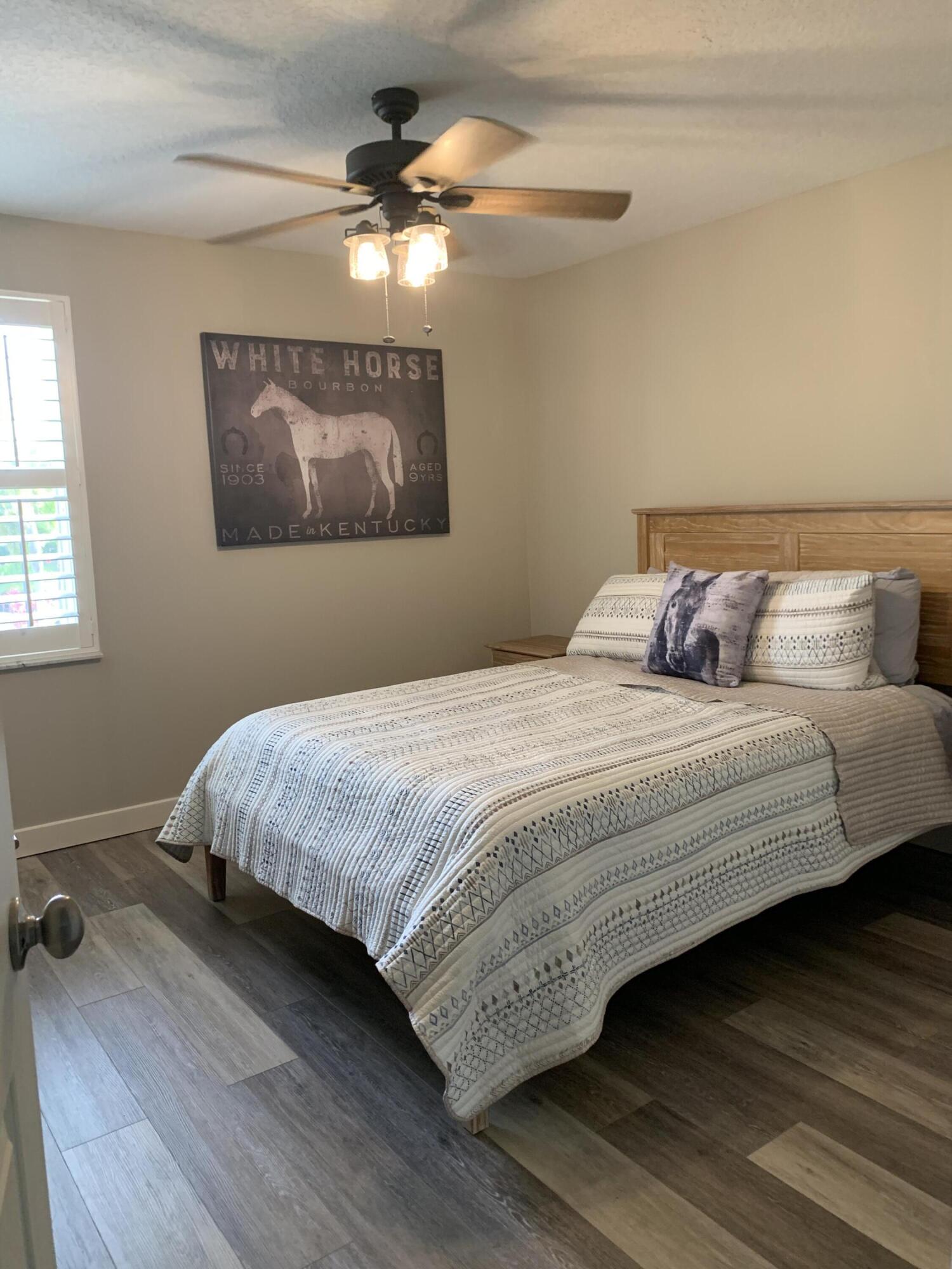 WELLINGTONS EDGE PAR 78 PH 2 - Residential Lease