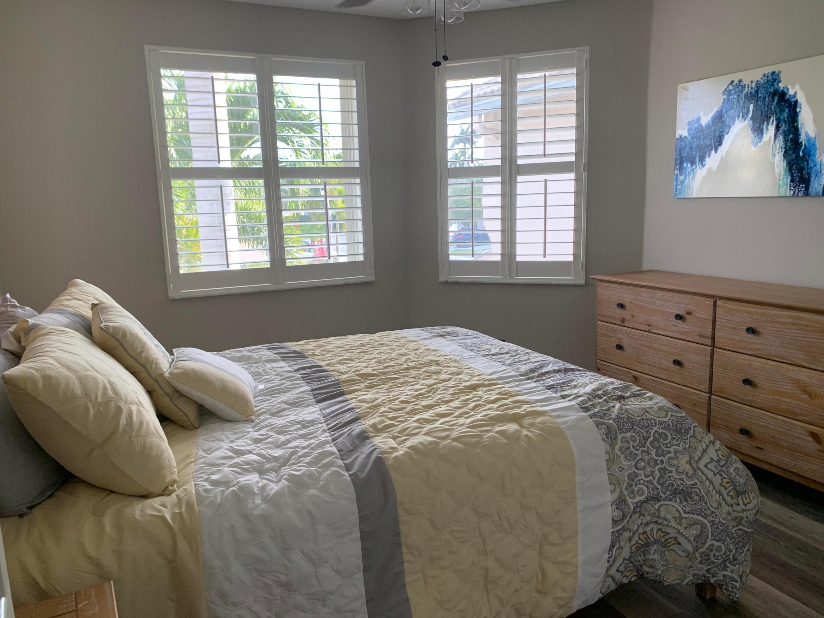 WELLINGTONS EDGE PAR 78 PH 2 - Residential Lease