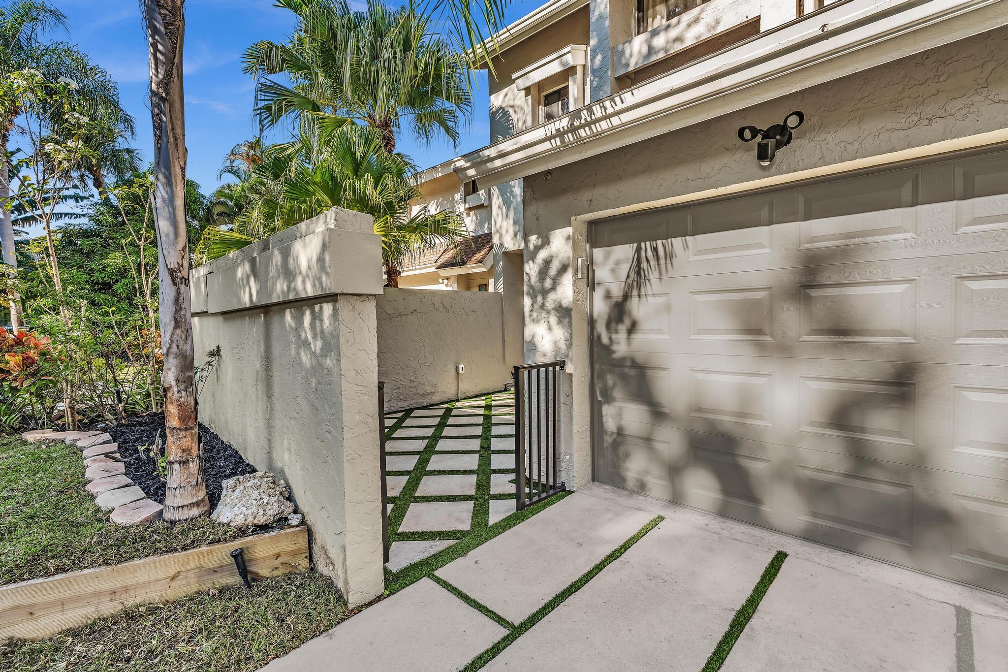 FAIRWAY VILLAGE - Residential