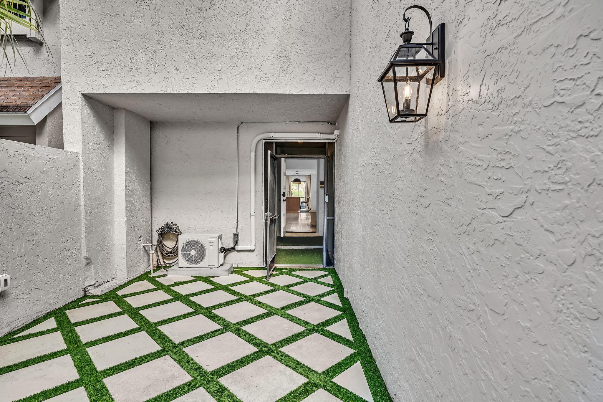 FAIRWAY VILLAGE - Residential