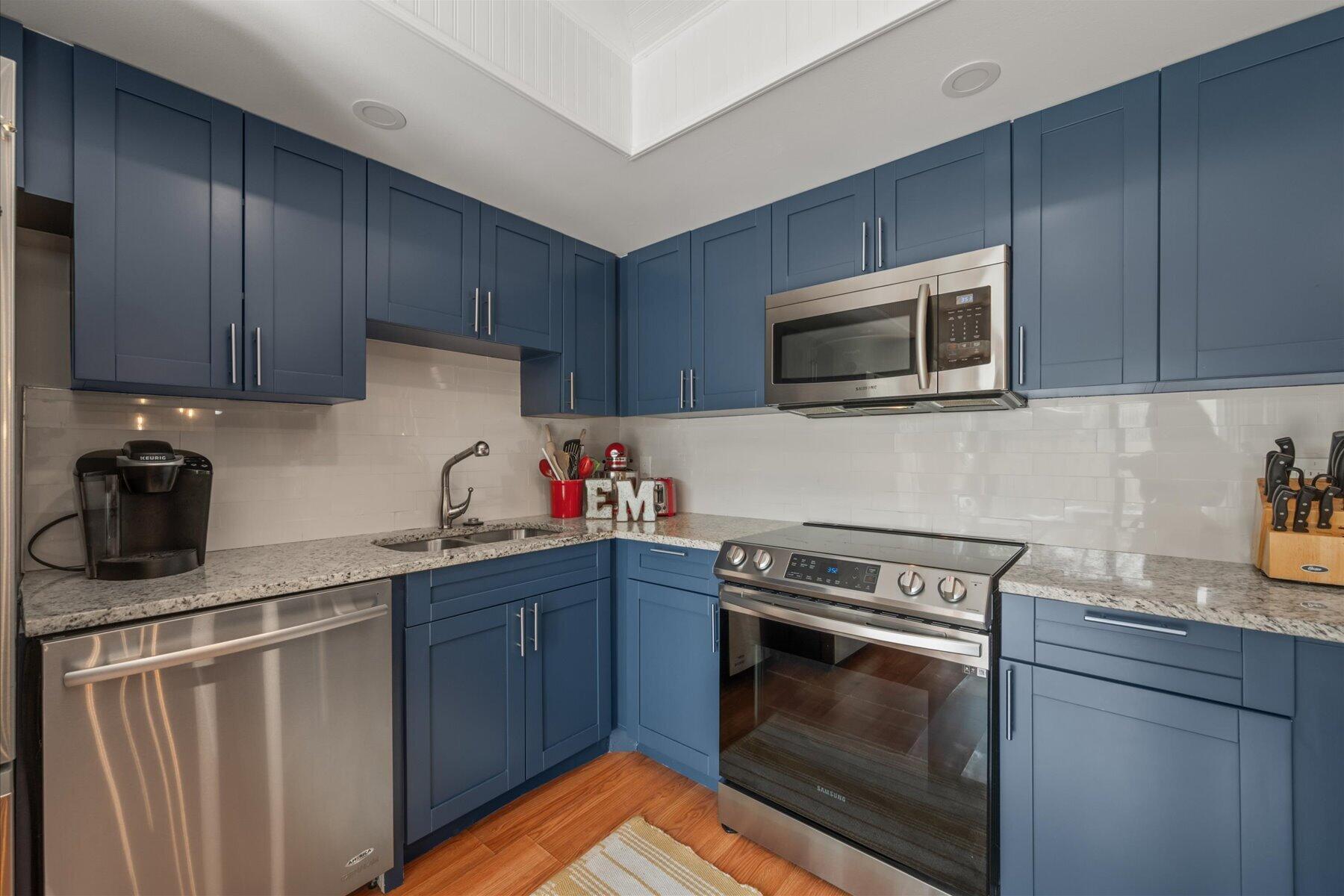 FRENCH QUARTER 2 - Residential