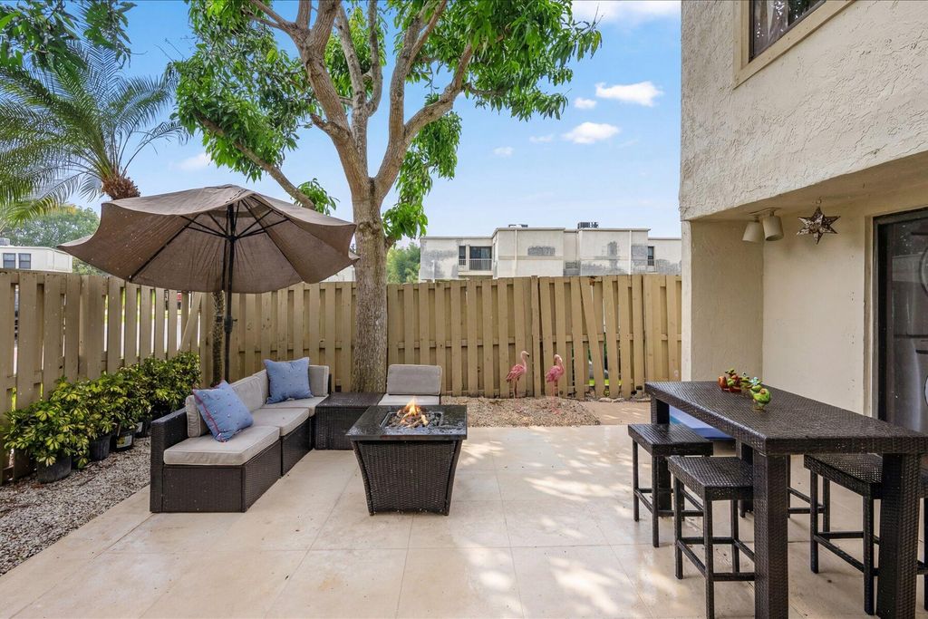 Photo of 12126 Regal Court E, Wellington, FL 33414 (MLS # B26019677)