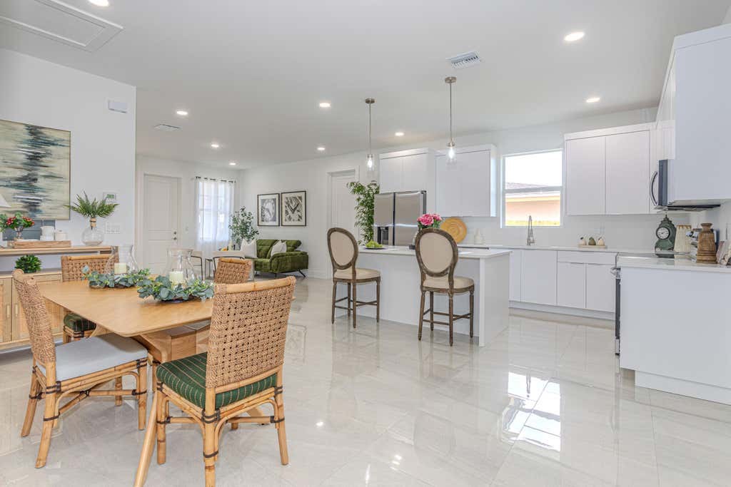 Photo of 3798 Coconut Road, Palm Springs, FL 33461 (MLS # R11122371)