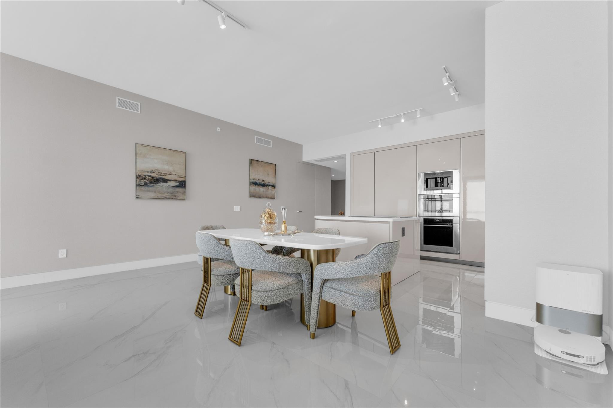 Armani Casa - Residential