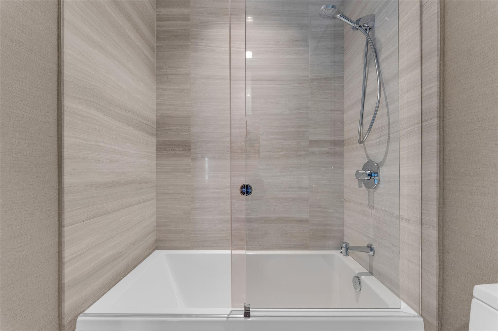 Armani Casa - Residential