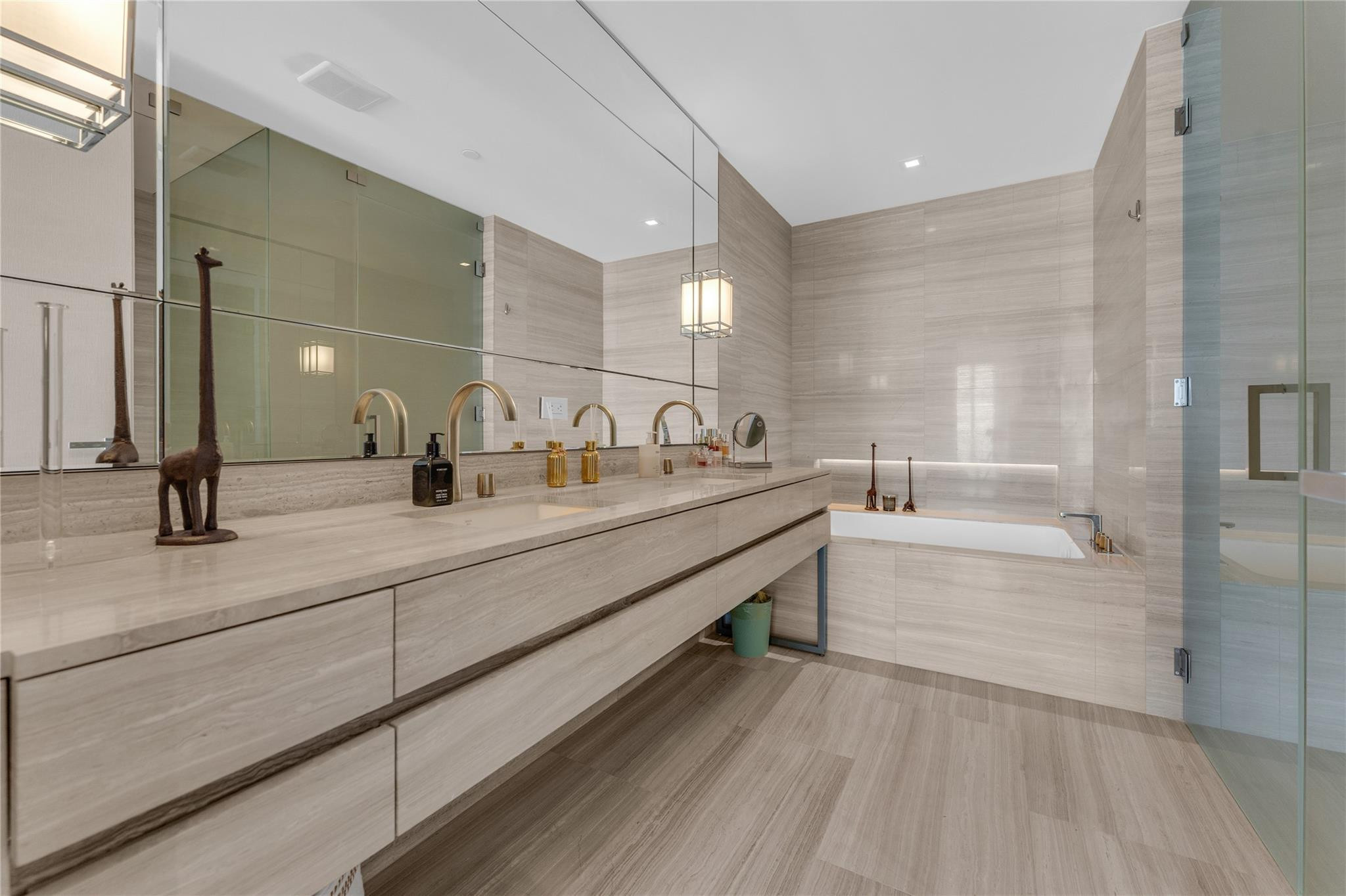 Armani Casa - Residential