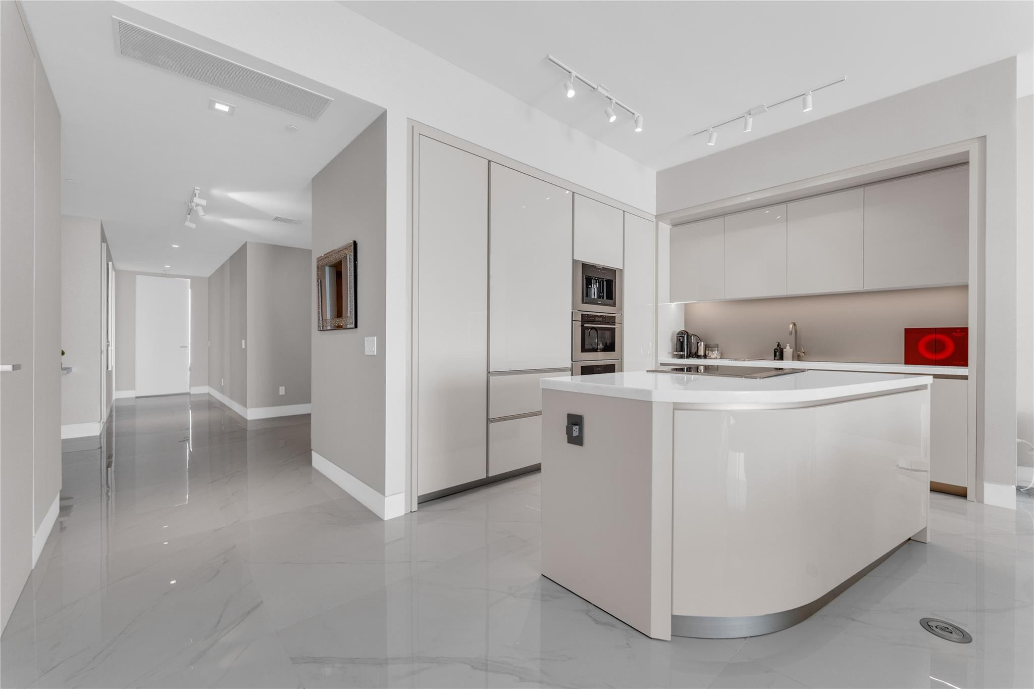 18975 Collins Avenue 4603