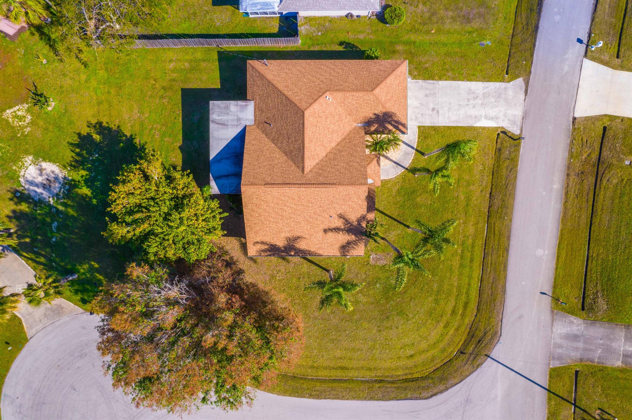 231 SE Crosspoint Drive