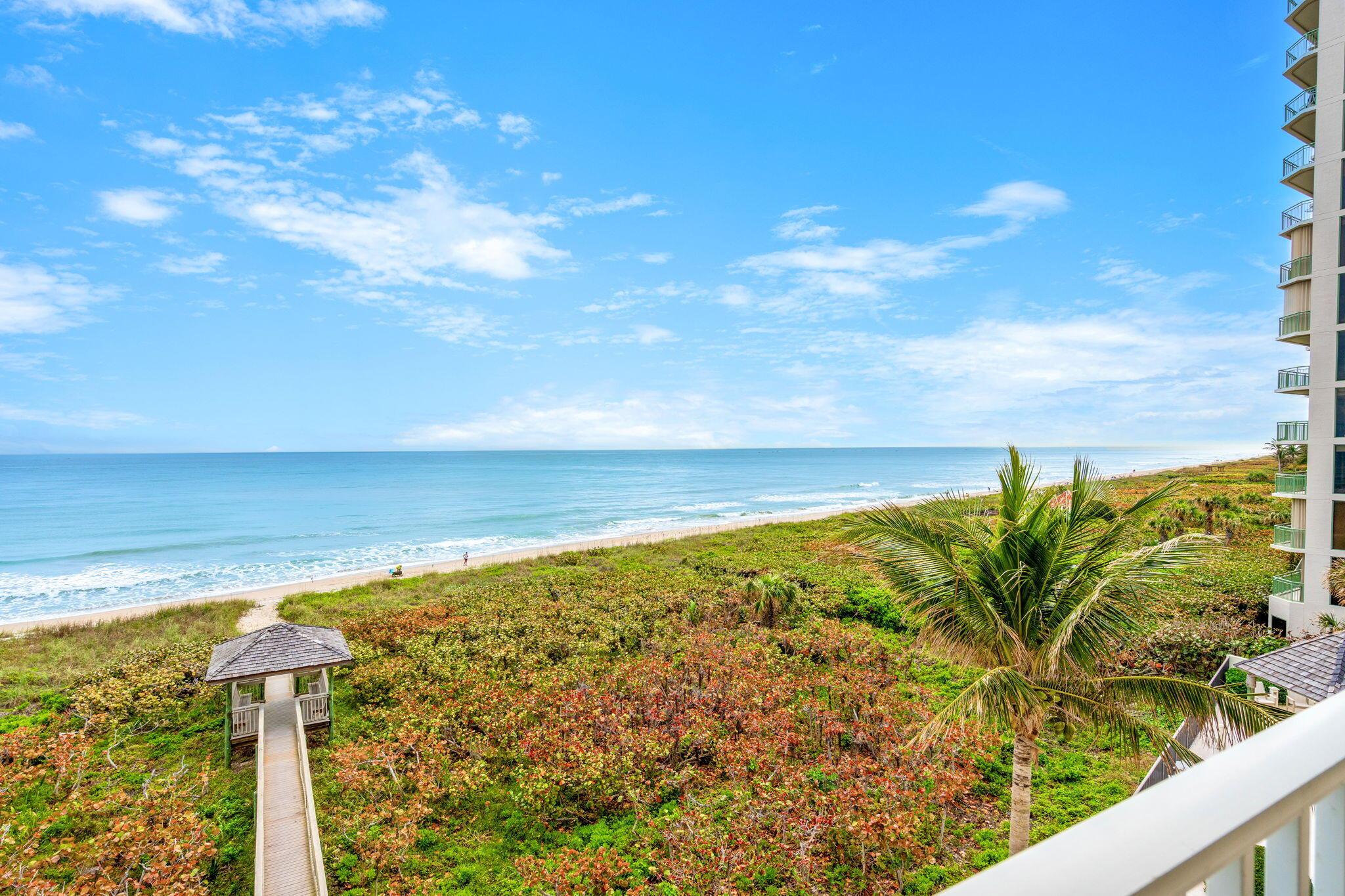 4400 N Highway A1a 5s, Hutchinson Island, FL, 34949/$1,197,000 1 4400 N Highway A1a 5s