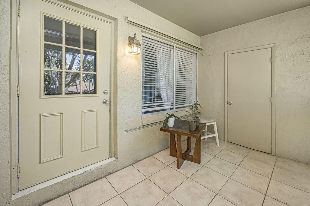 Properties 539 Shady Pine Way B2
