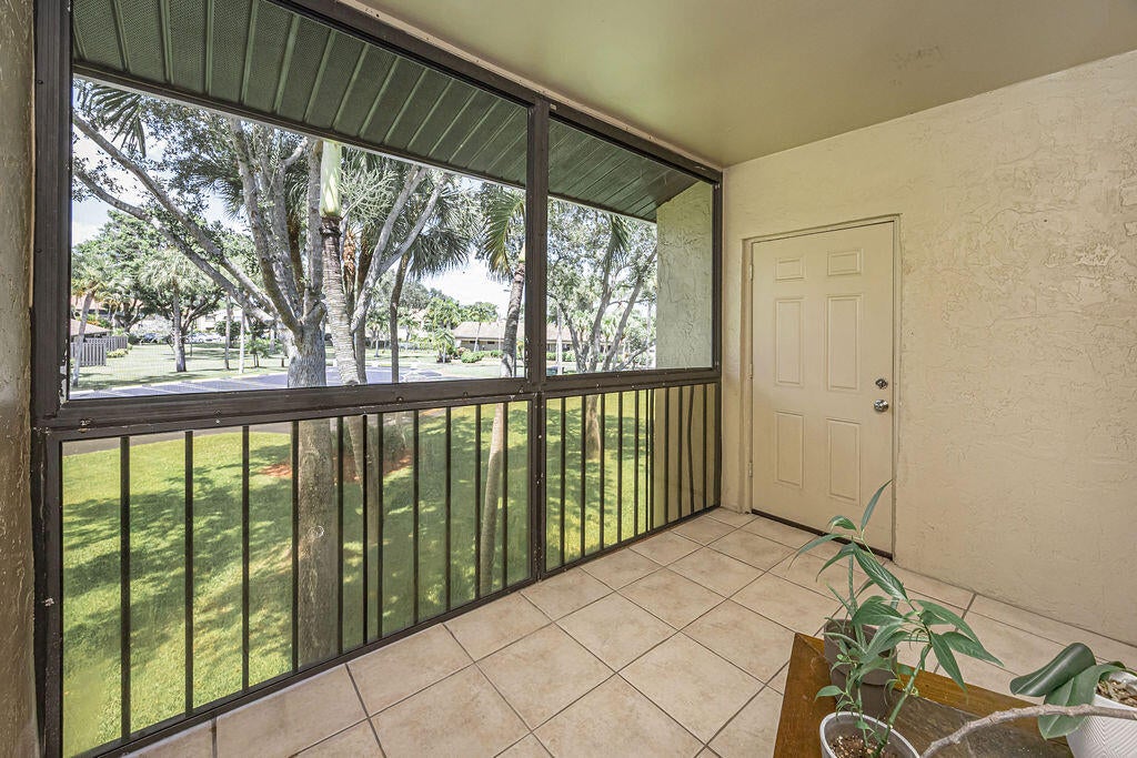 Properties 539 Shady Pine Way B2