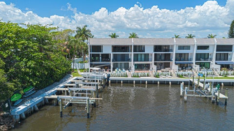 Tiny photo for 801 Palm Trl #9, Delray Beach, FL 33483 (MLS # B26040998)