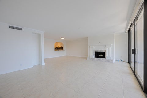 Tiny photo for 801 Palm Trl #9, Delray Beach, FL 33483 (MLS # B26040998)