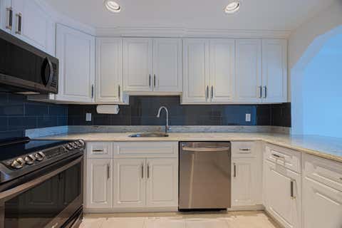 Tiny photo for 801 Palm Trl #9, Delray Beach, FL 33483 (MLS # B26040998)