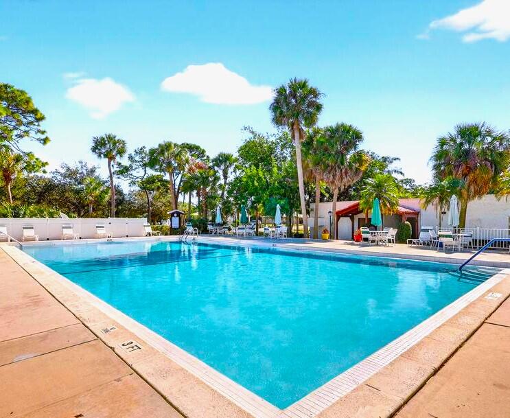 spanish lakes 1 - Residential