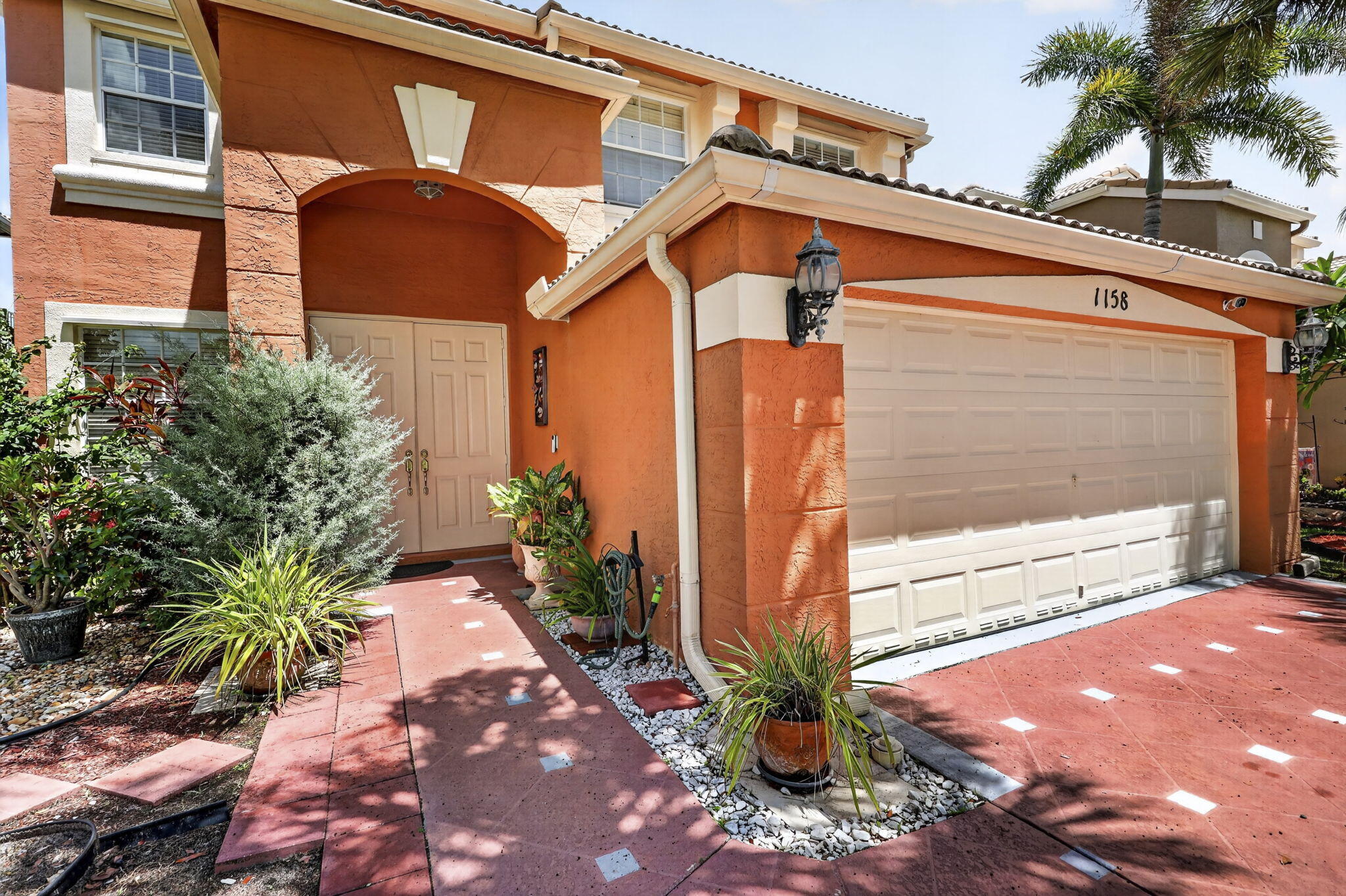 1158 OAKWATER Drive