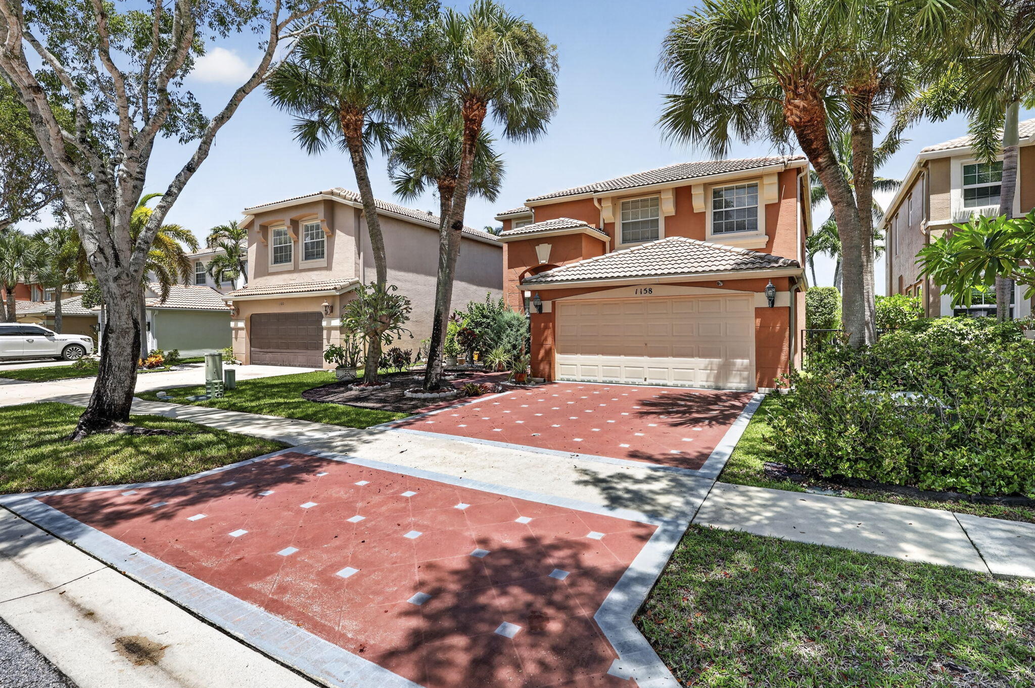 1158 OAKWATER Drive