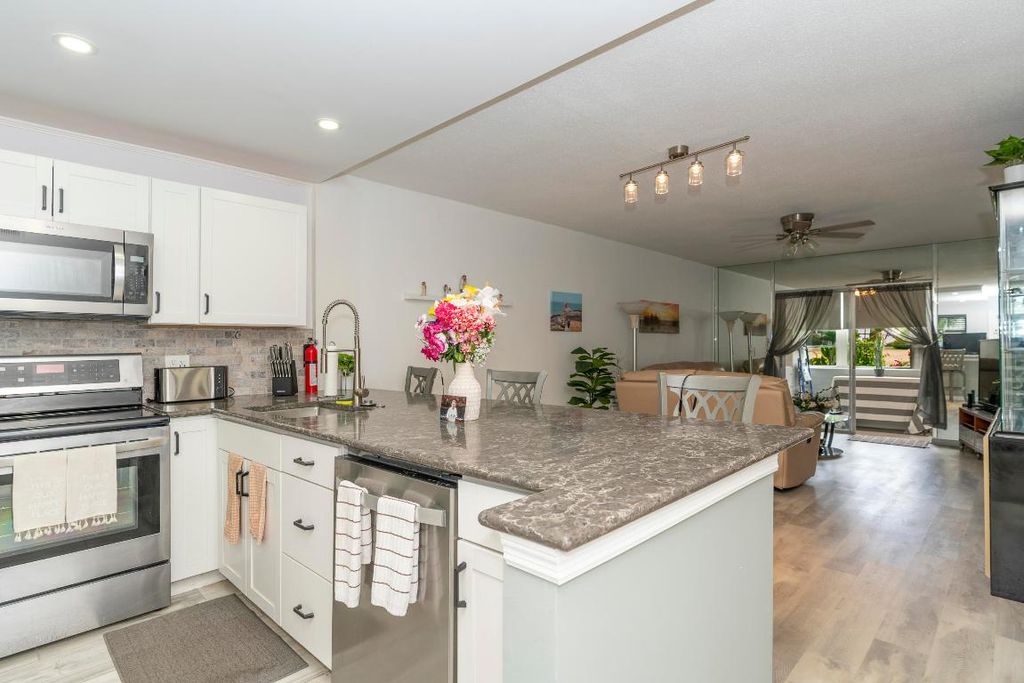 Photo of 2600 NE 1st Lane #104, Boynton Beach, FL 33435 (MLS # R11154885)