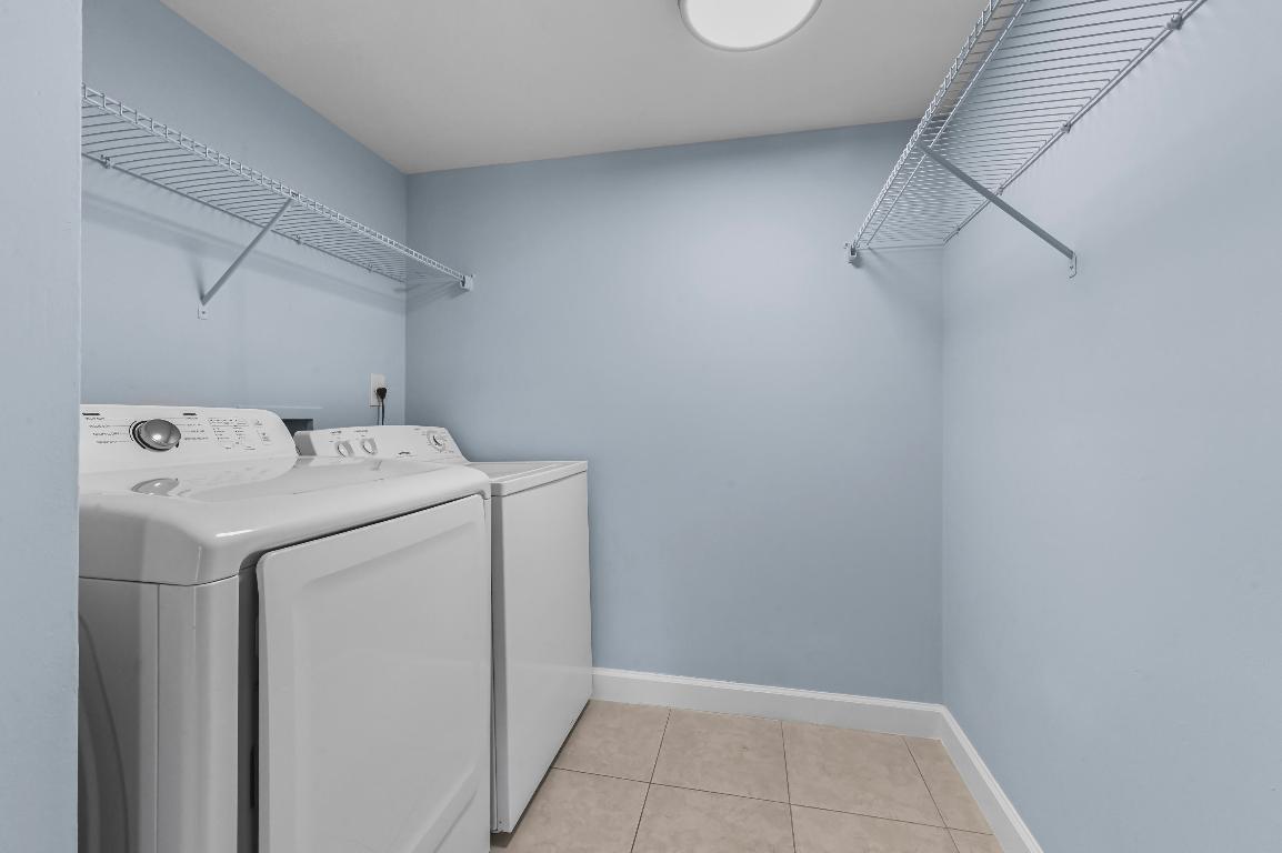 PALM CLUB VILLAGE CONDO - Residential