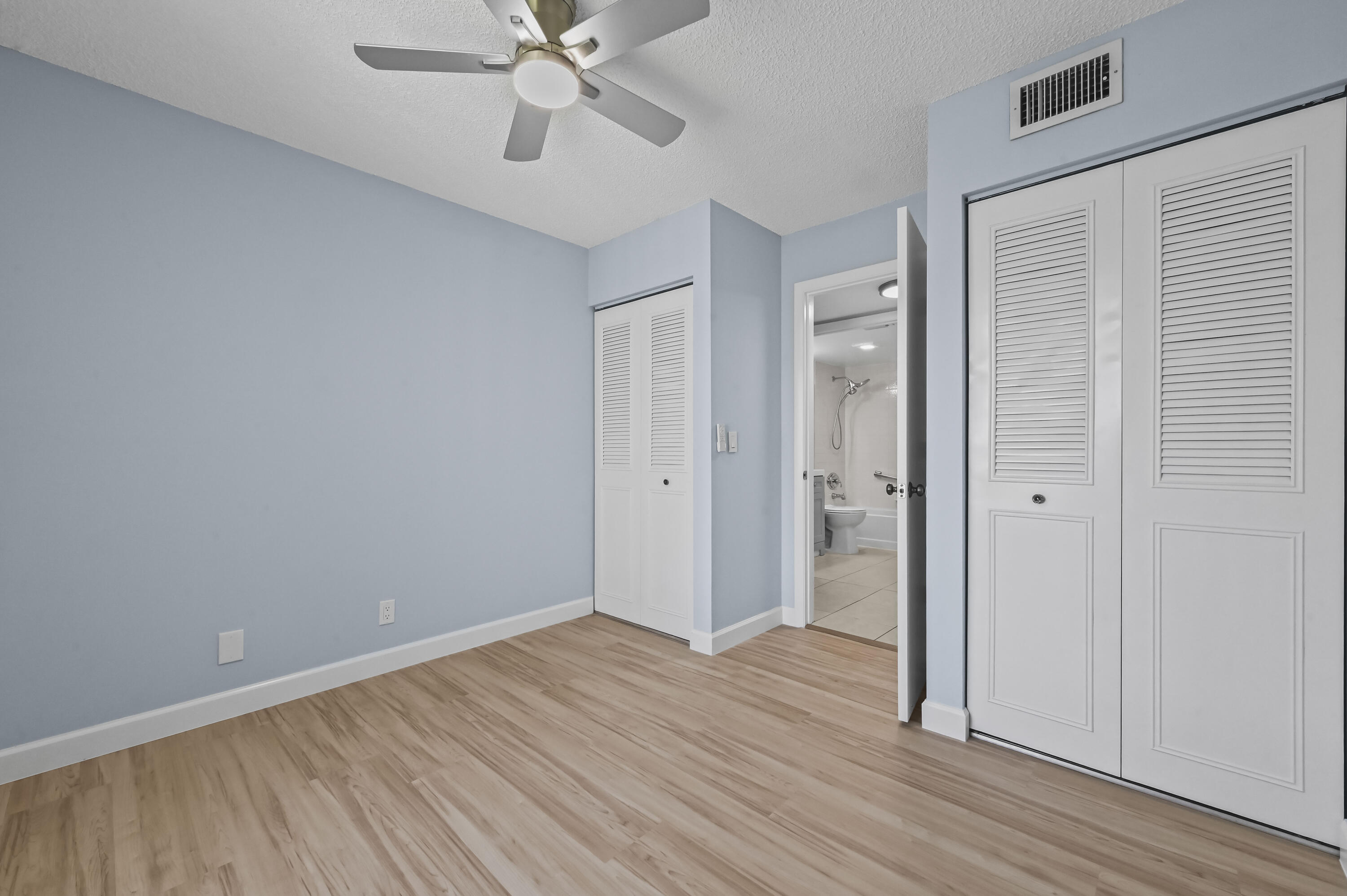 PALM CLUB VILLAGE CONDO - Residential