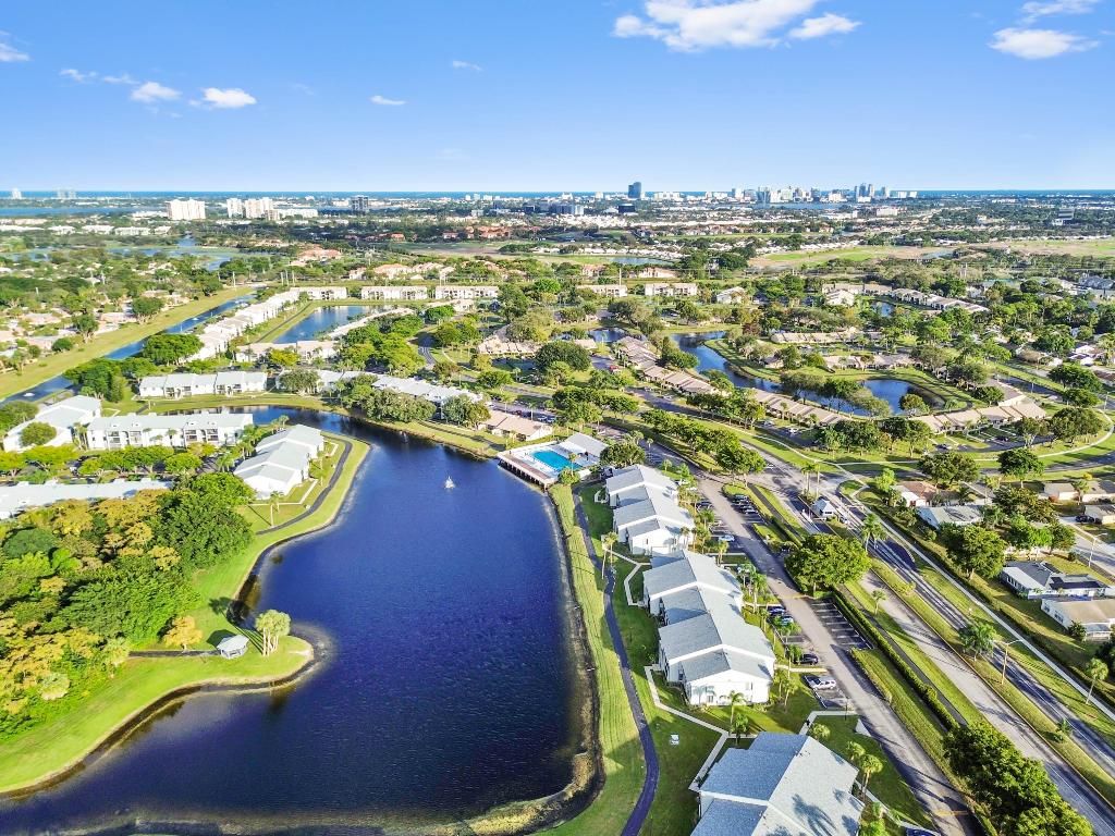 PALM CLUB VILLAGE CONDO - Residential