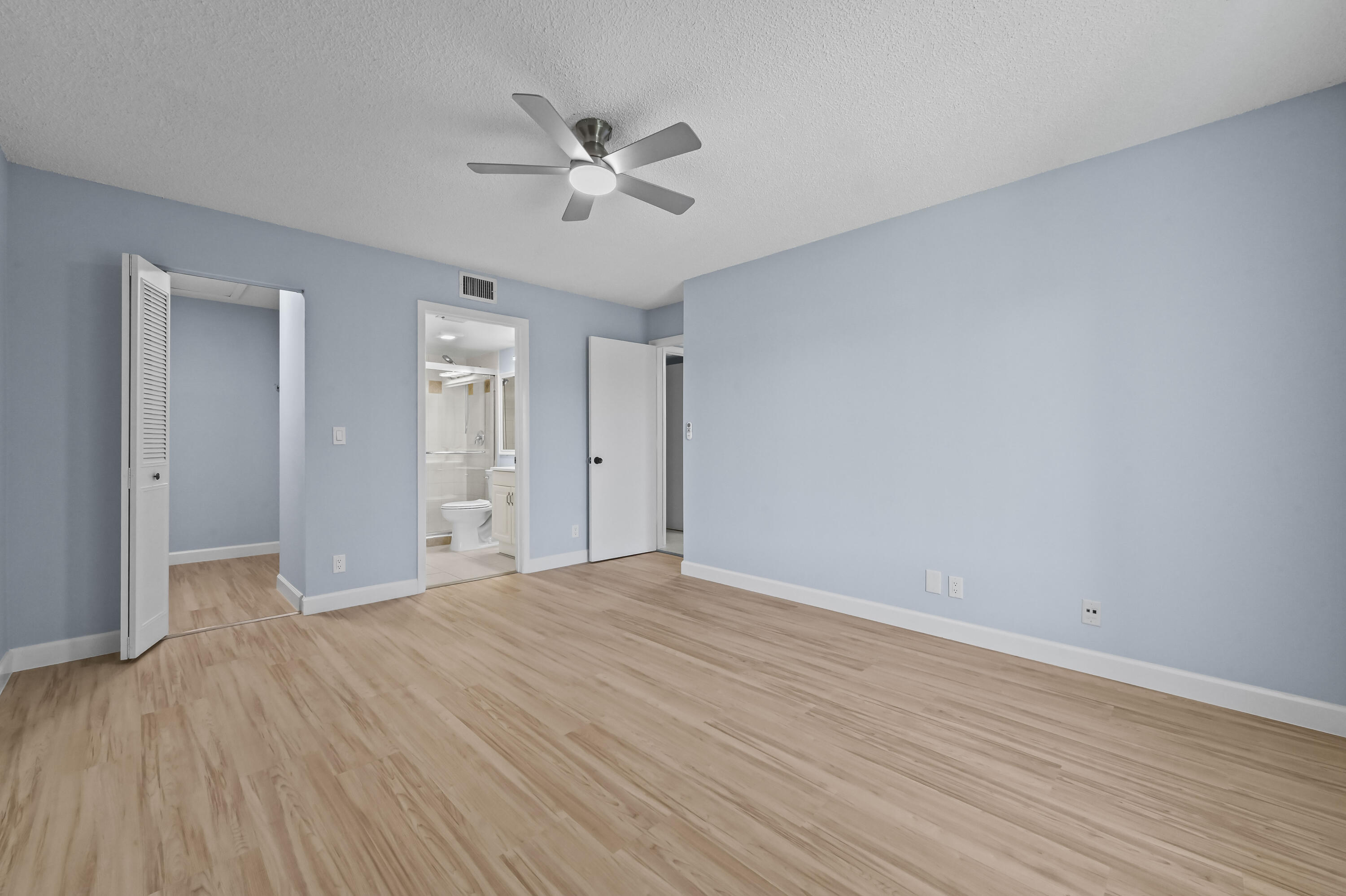 PALM CLUB VILLAGE CONDO - Residential