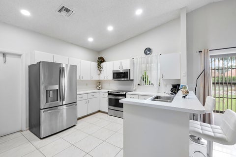 Tiny photo for 8521 LEEWAY Lane, Boynton Beach, FL 33436 (MLS # B26090299)