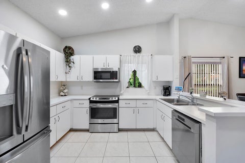Tiny photo for 8521 LEEWAY Lane, Boynton Beach, FL 33436 (MLS # B26090299)