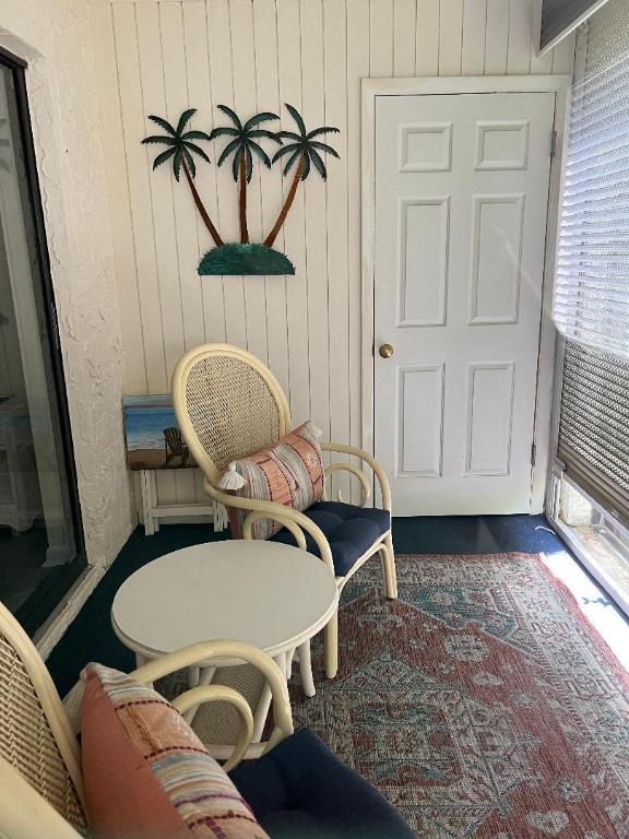 MILES GRANT CONDO - Residential