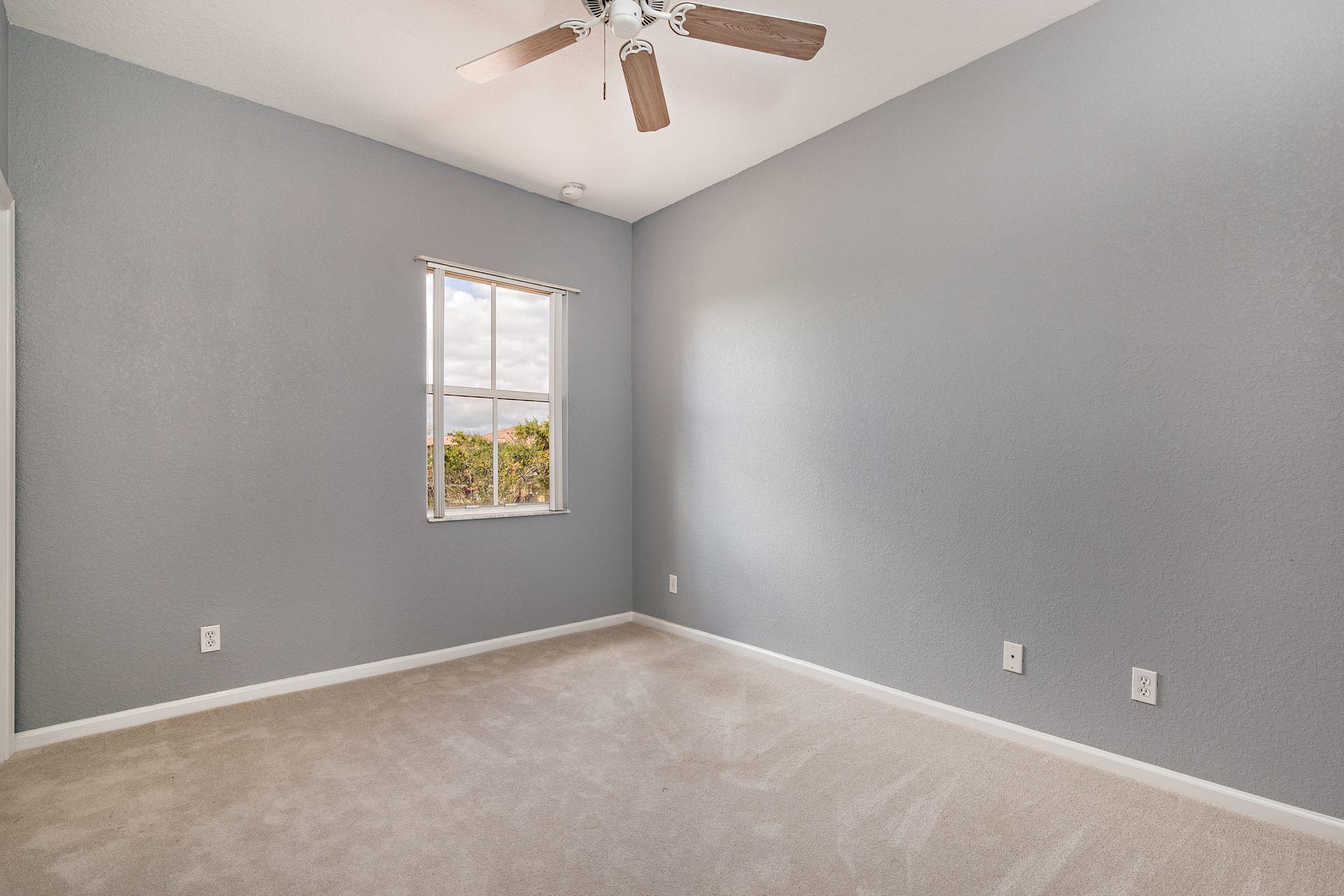 LINKS AT EMERALD DUNES CONDO - Residential