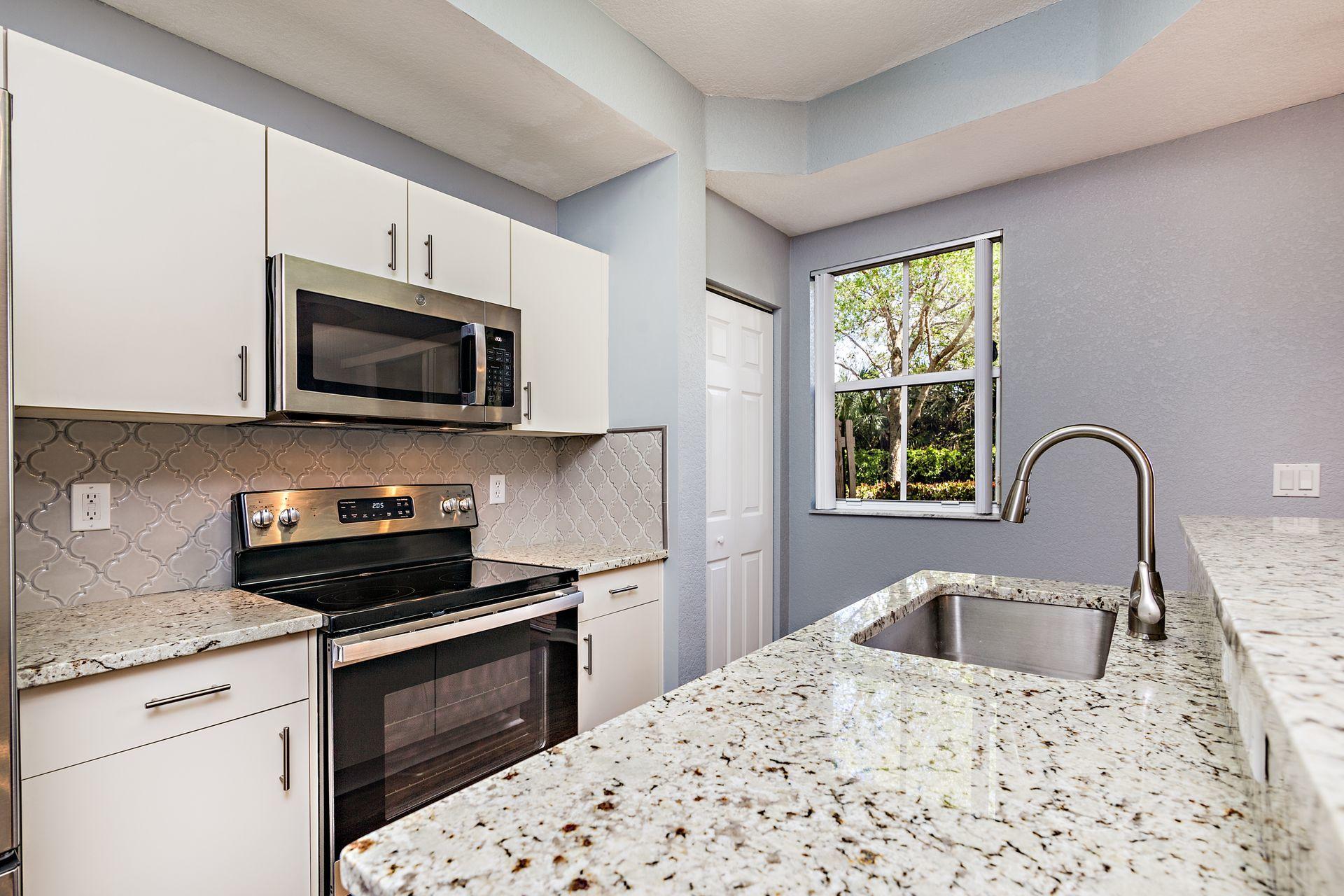 LINKS AT EMERALD DUNES CONDO - Residential