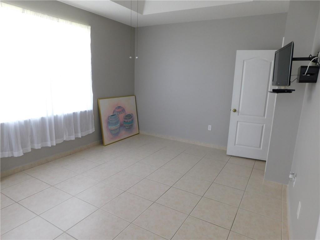 Pod 6 At Monarch Lakes 16 - Residential