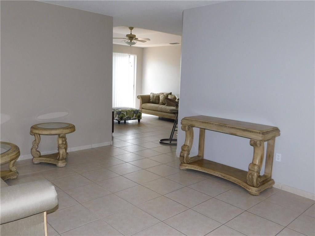 Pod 6 At Monarch Lakes 16 - Residential