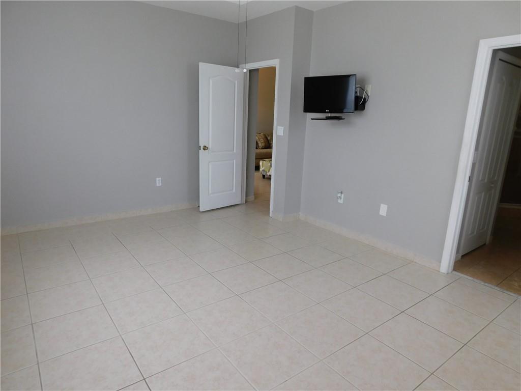 Pod 6 At Monarch Lakes 16 - Residential