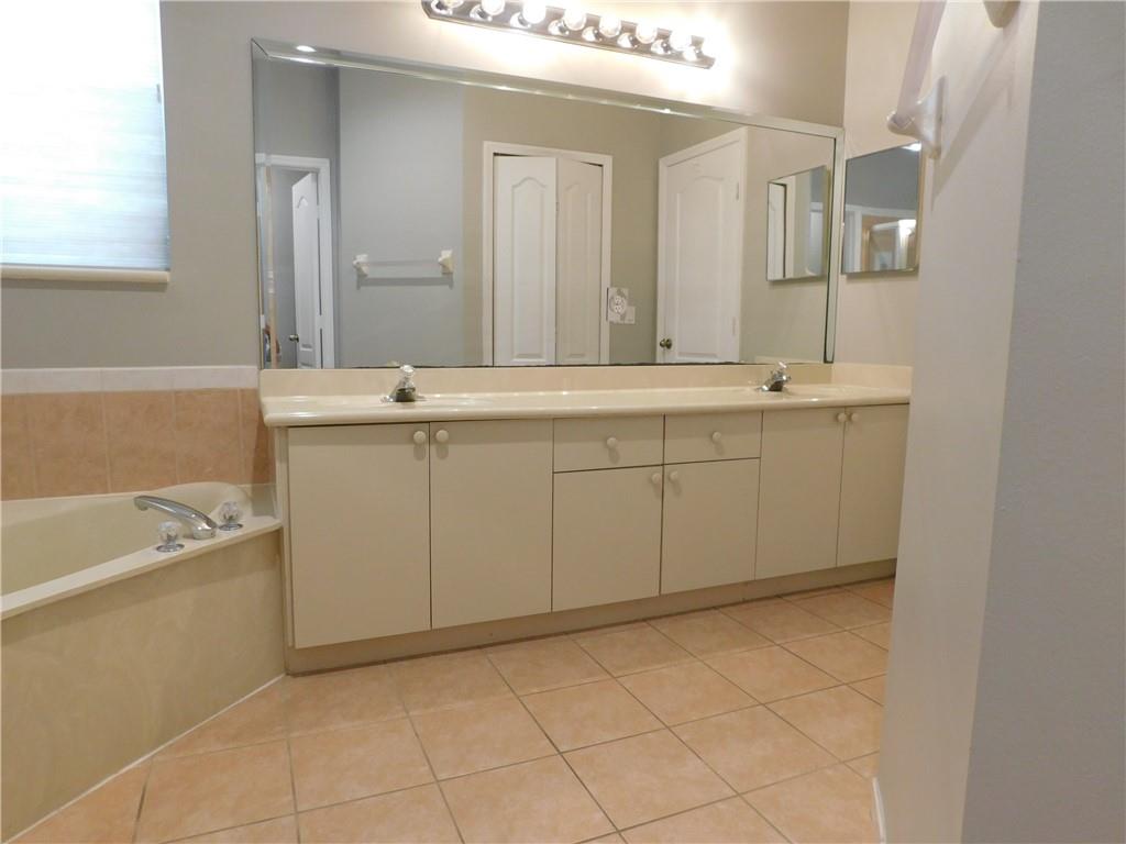 Pod 6 At Monarch Lakes 16 - Residential