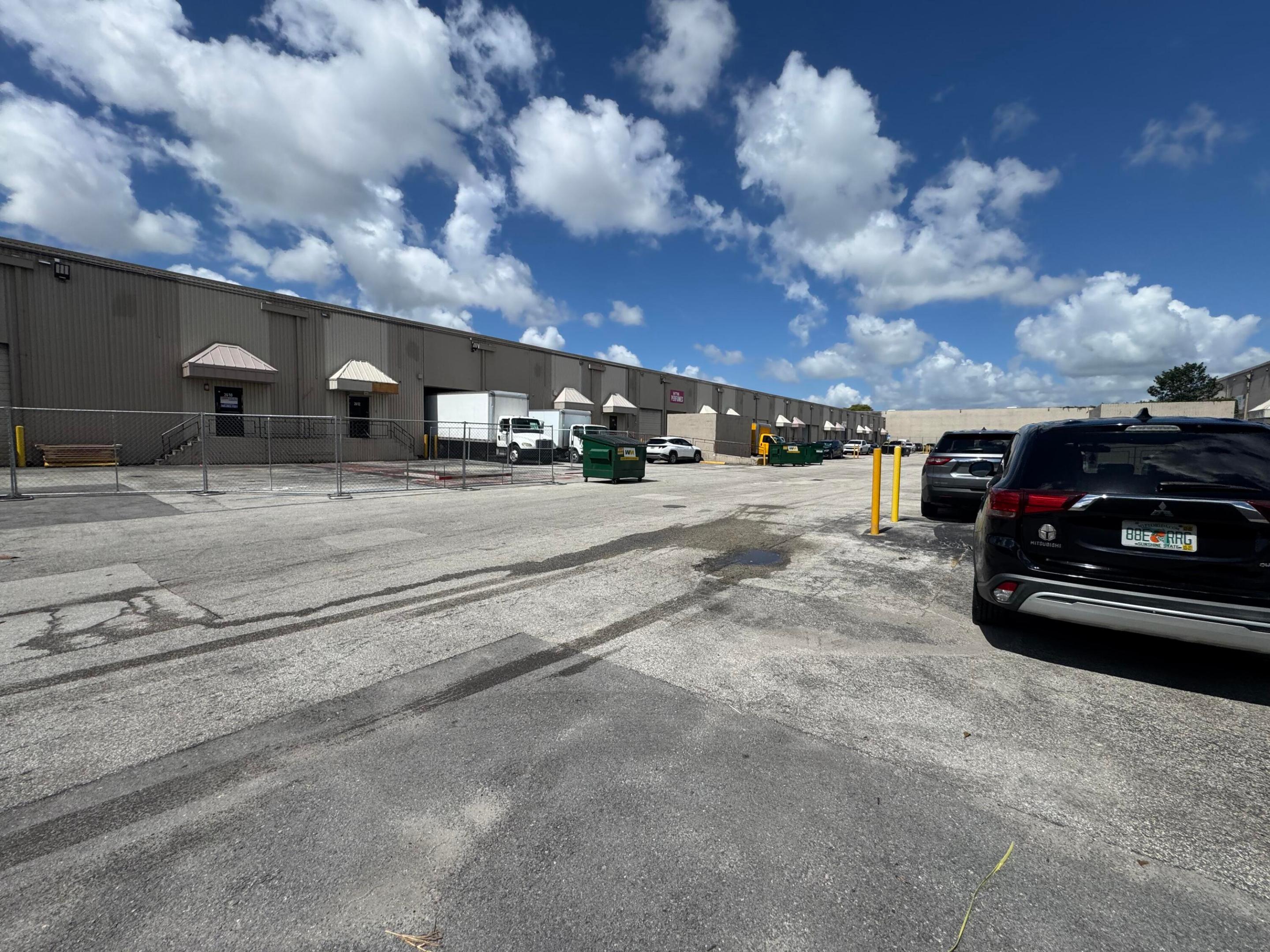 2710 NW 72nd Avenue