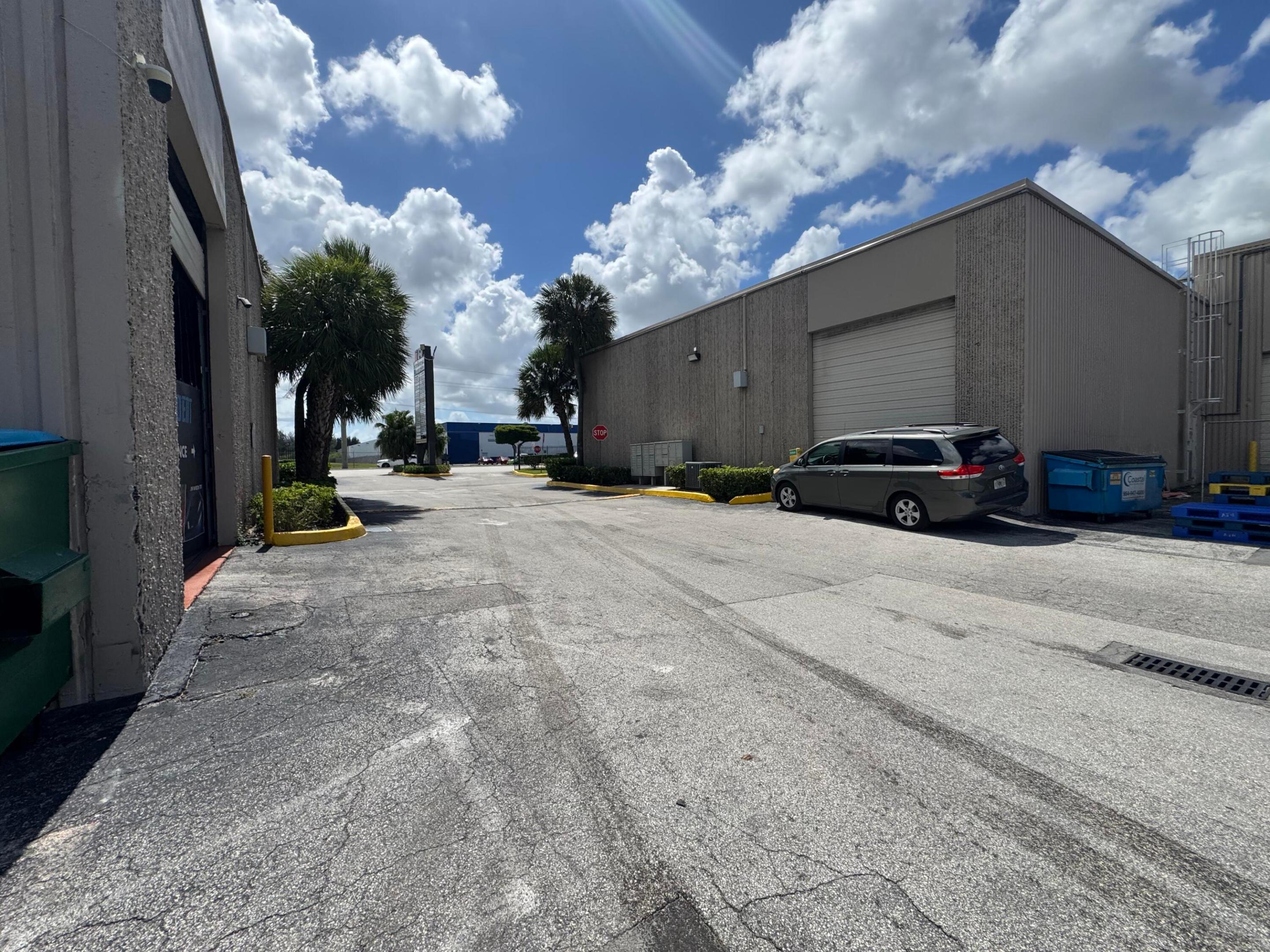 2710 NW 72nd Avenue
