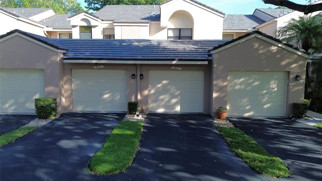 Photo of 9807 NW 1st Court #9807, Plantation, FL 33324 (MLS # F10519398)