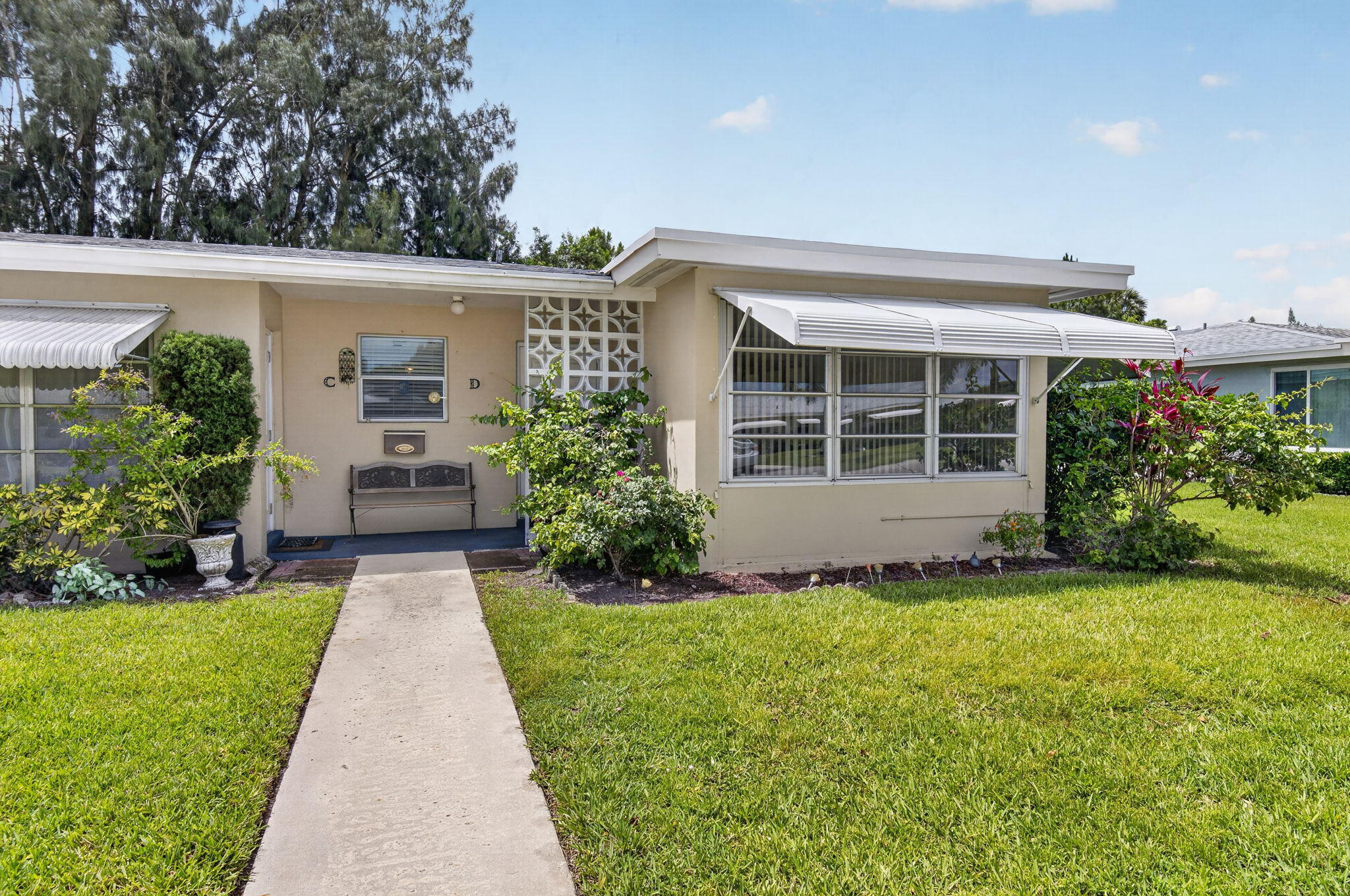 HIGH POINT OF DELRAY BEACH CONDO SEC I - Residential Lease