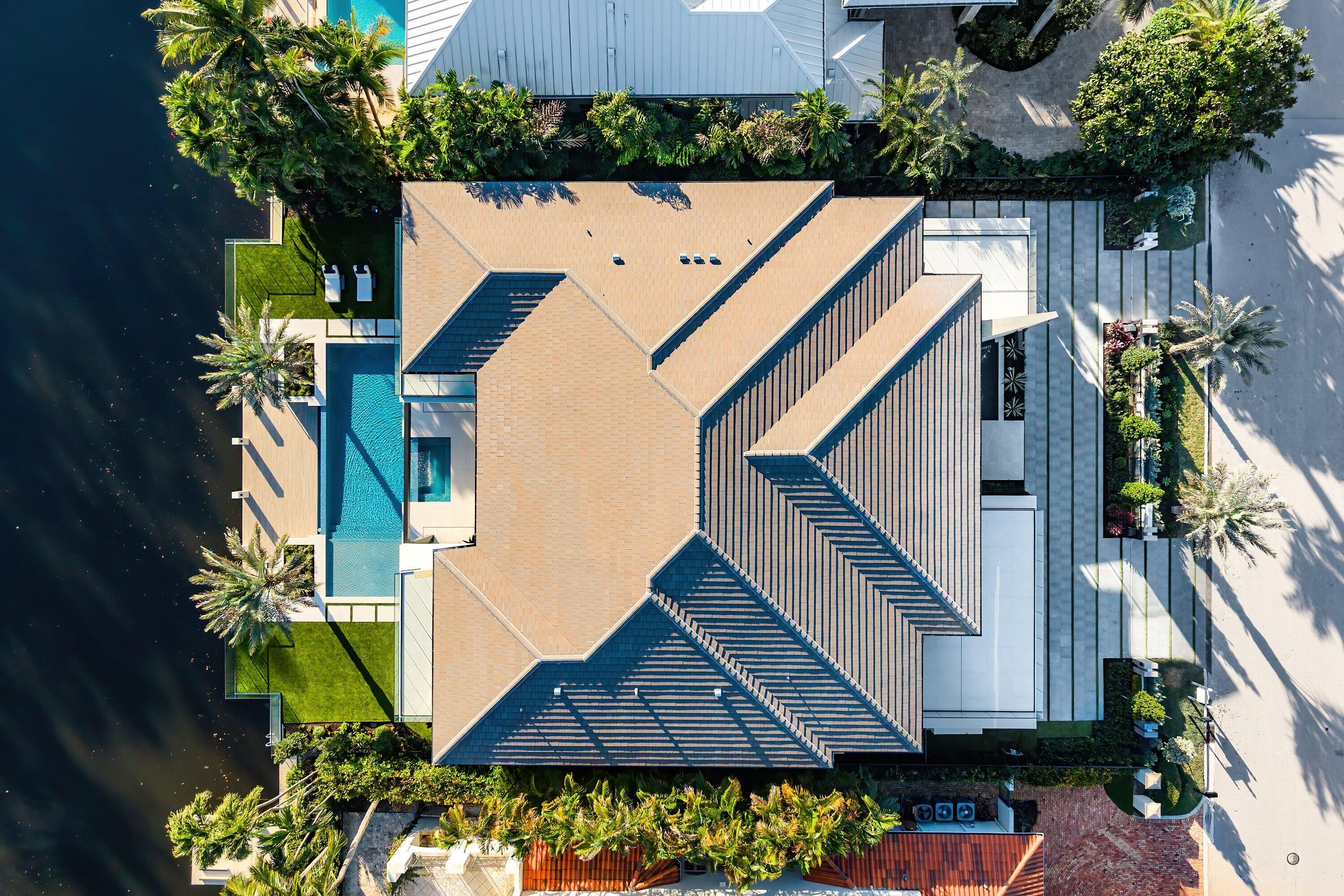 ROYAL PALM YACHT & COUNTRY CLUB - Residential