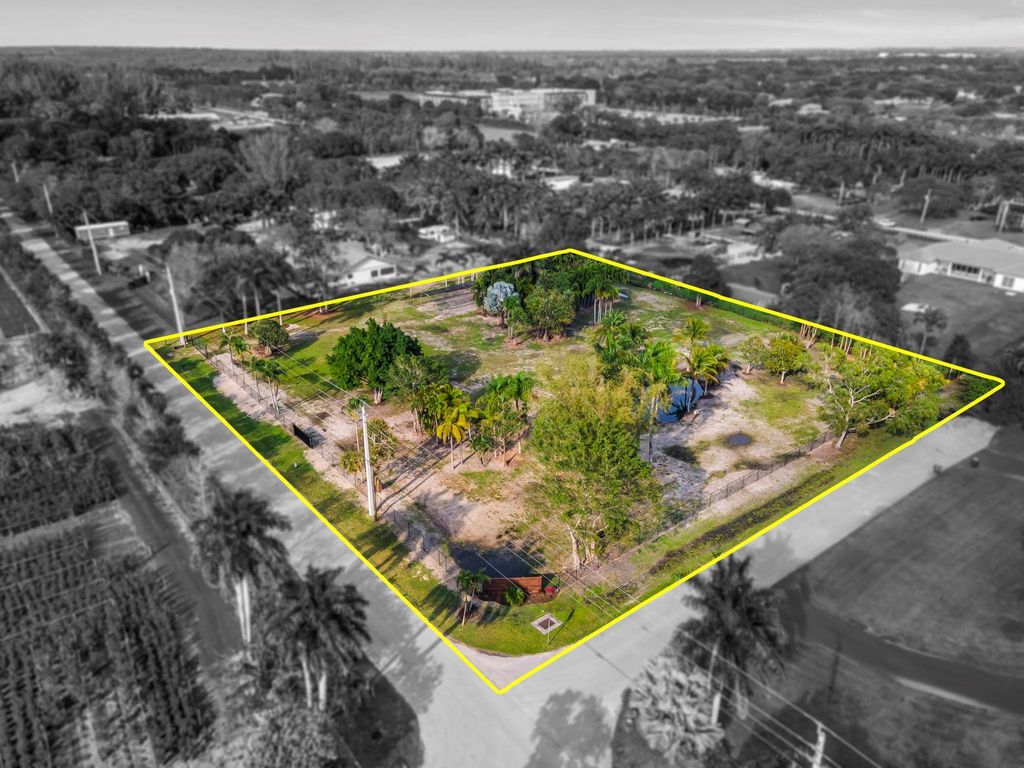 Photo of 5350 SW 210th Terrace, Southwest Ranches, FL 33332 (MLS # F10430083)