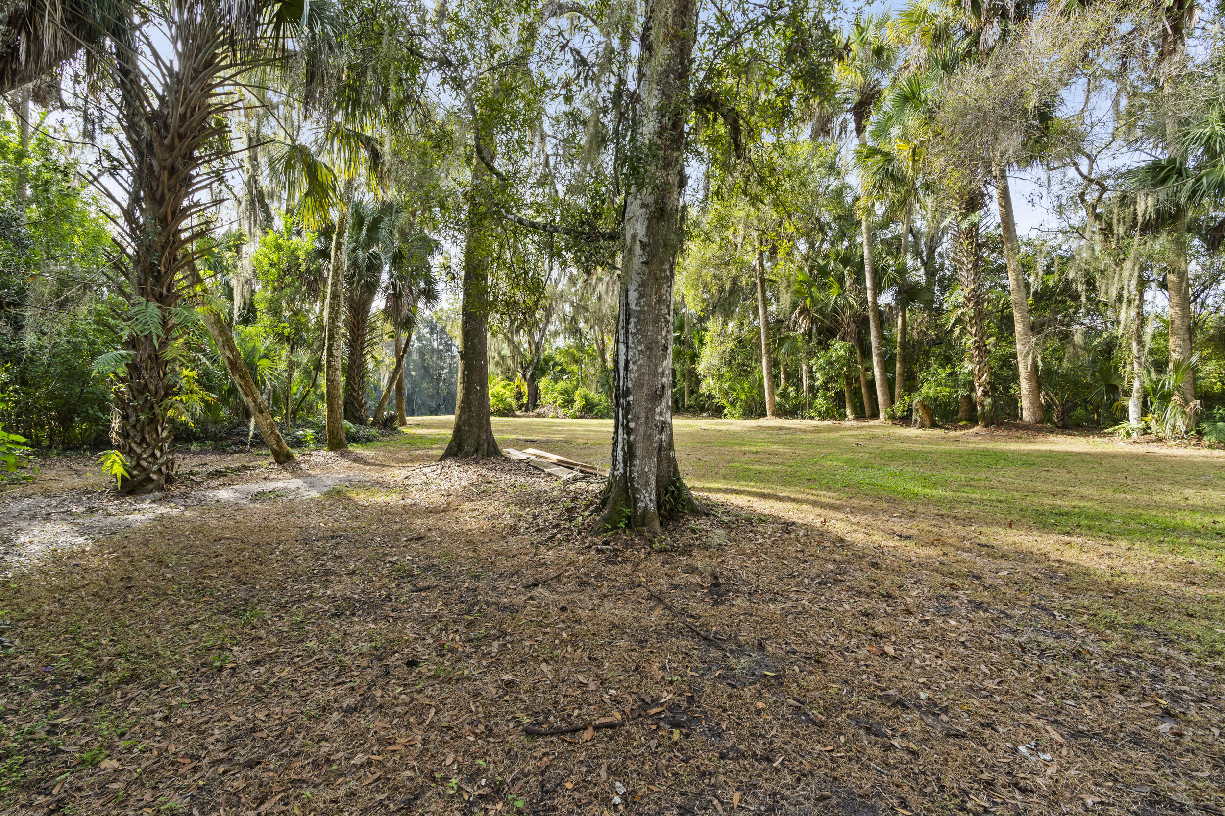 RIVER OAKS (INDIANTOWN) - Land