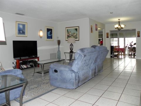 Single Family Residence in Hollywood FL 3123 Liberty St St 18.jpg